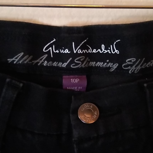 Gloria Vanderbilt All Around Slimming Effect 10P - Picture 2 of 4